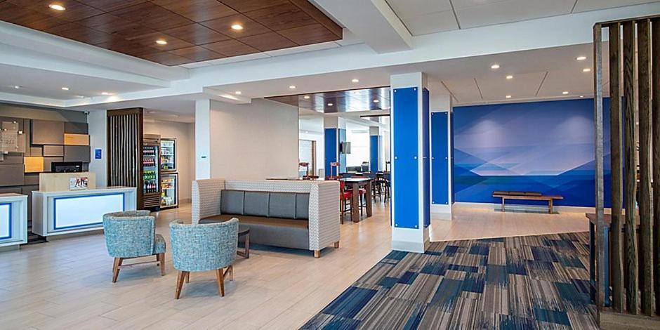 Express & - By Ihg Brandon